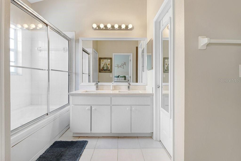 WESTCHASE - WEST PARK VILLAGE - Residential