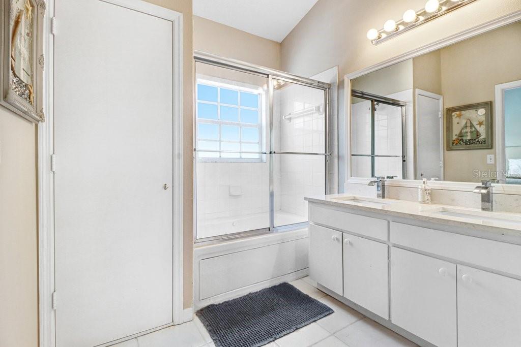 WESTCHASE - WEST PARK VILLAGE - Residential