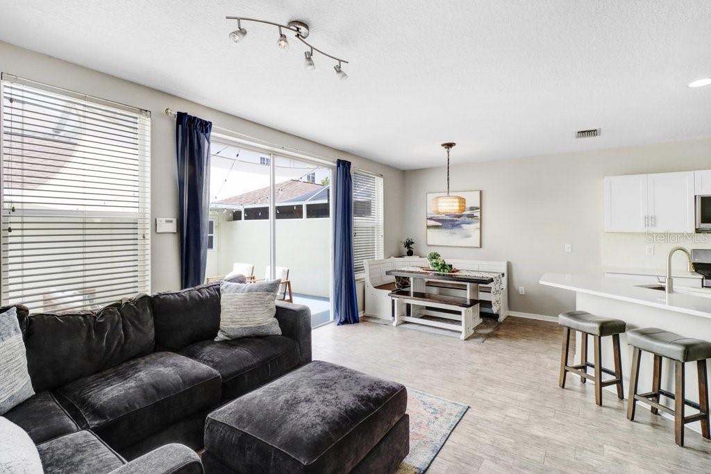WESTCHASE - WEST PARK VILLAGE - Residential