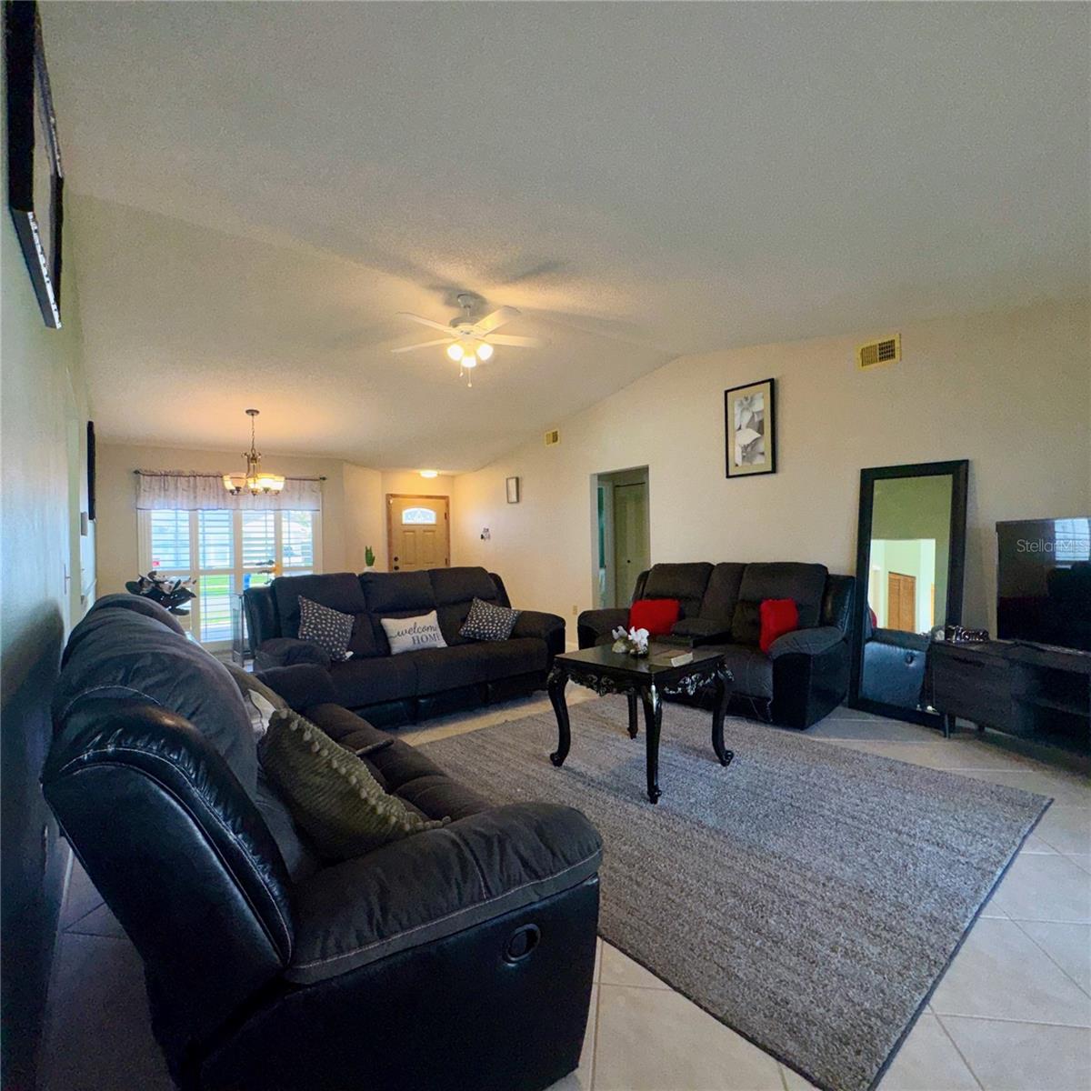 LAKEVIEW VILLAGE SEC C UNI - Residential