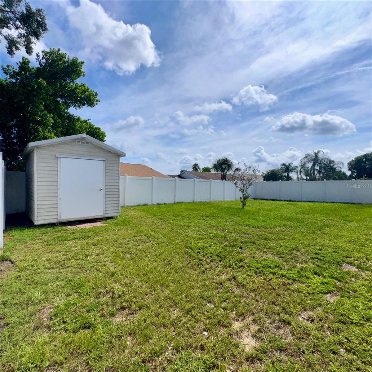 LAKEVIEW VILLAGE SEC C UNI - Residential