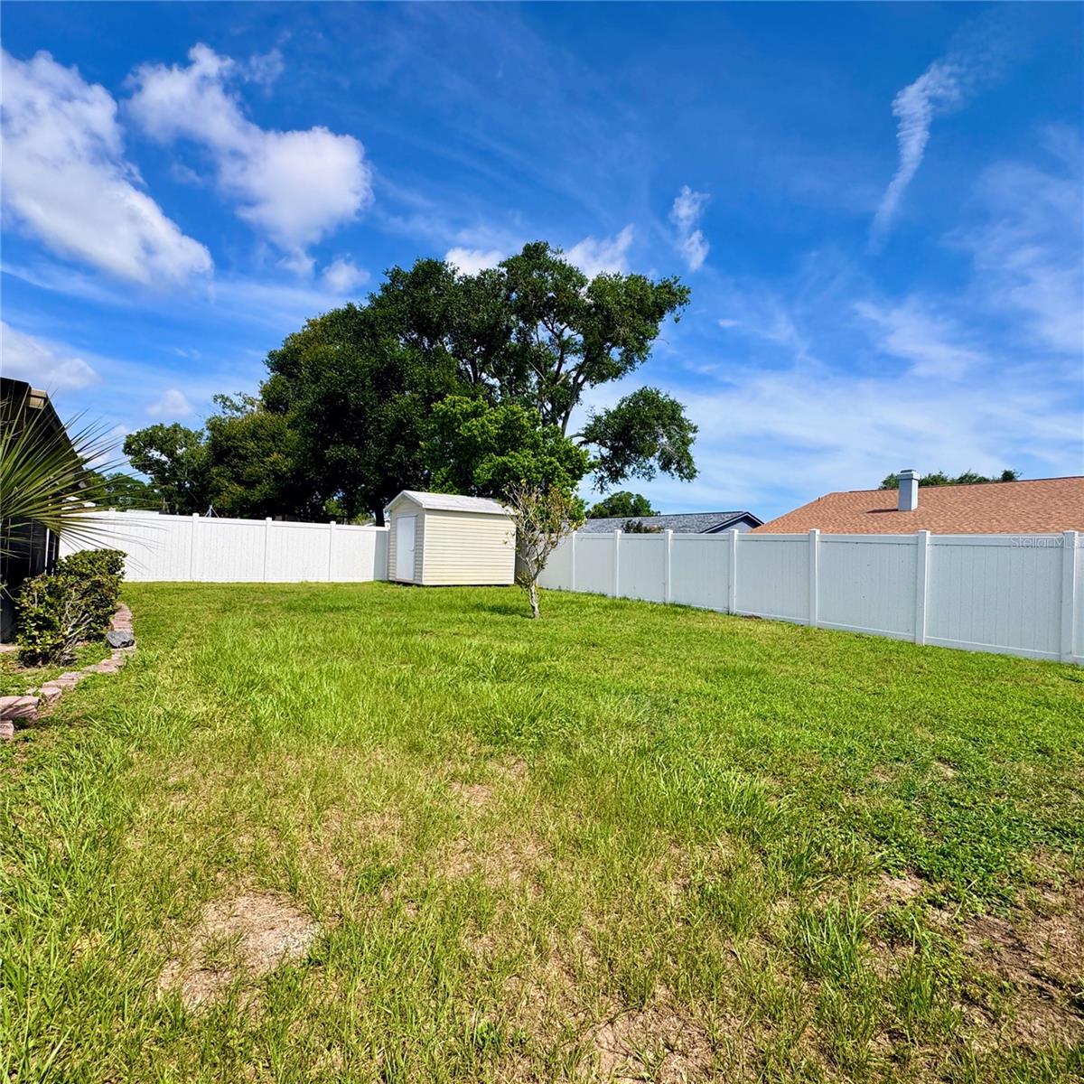 LAKEVIEW VILLAGE SEC C UNI - Residential
