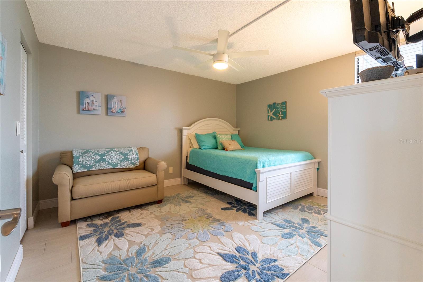 REDINGTON TOWERS 1 CONDO - Residential Lease