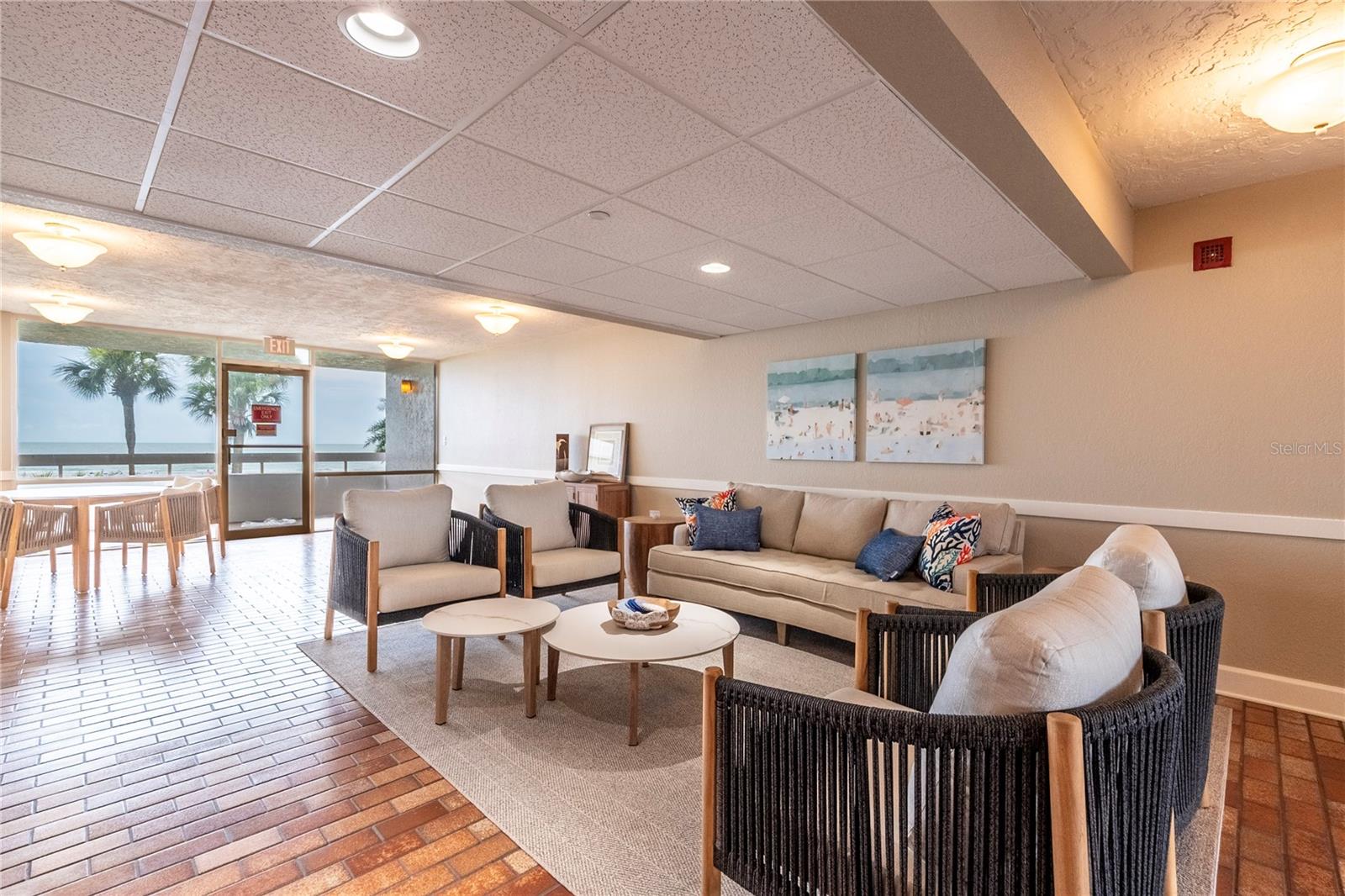 REDINGTON TOWERS 1 CONDO - Residential Lease