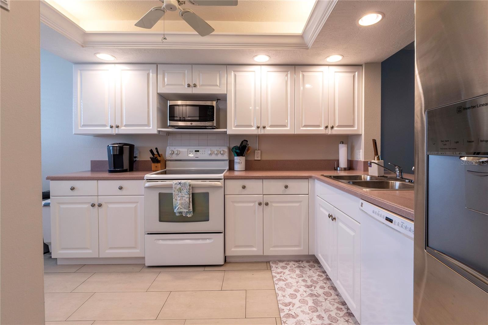 REDINGTON TOWERS 1 CONDO - Residential Lease