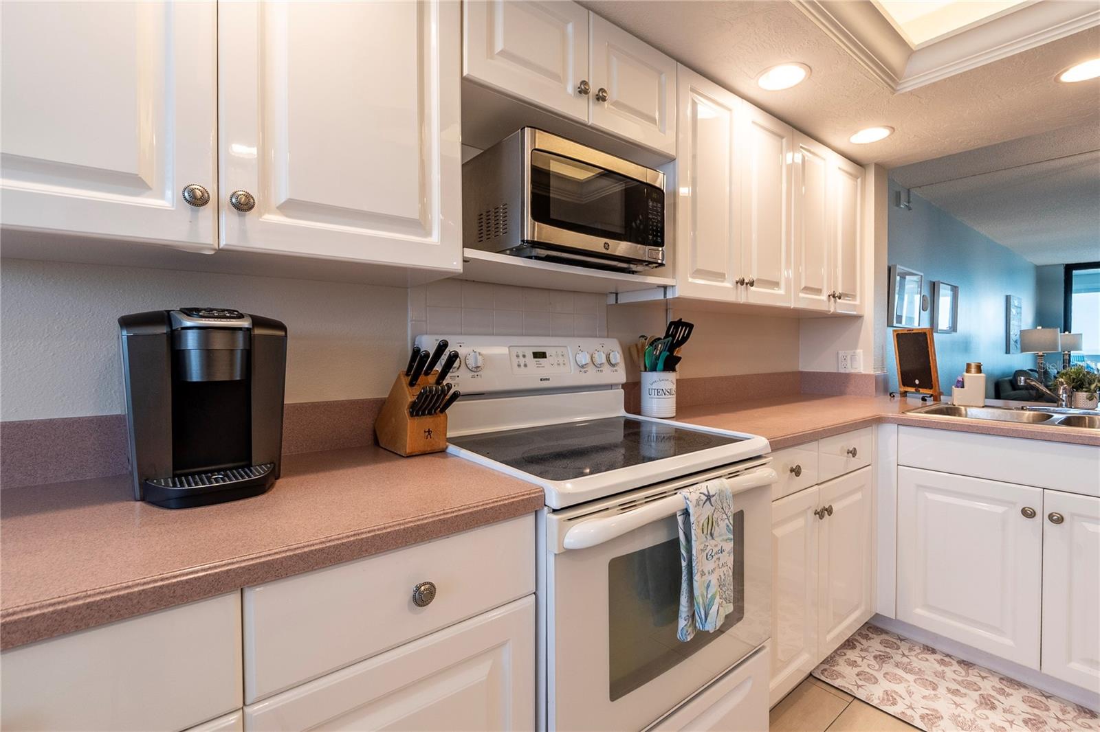 REDINGTON TOWERS 1 CONDO - Residential Lease