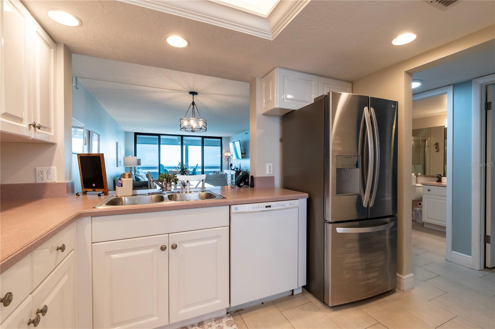 REDINGTON TOWERS 1 CONDO - Residential Lease