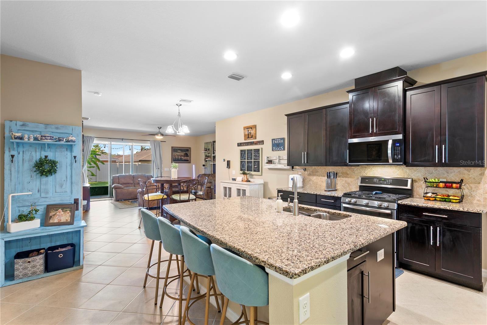 LUCAYA LAKE CLUB PH 1C - Residential