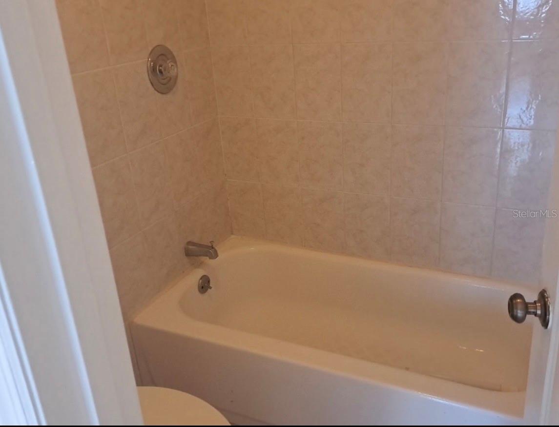 COLONIAL LANDINGS PH 02 - Residential