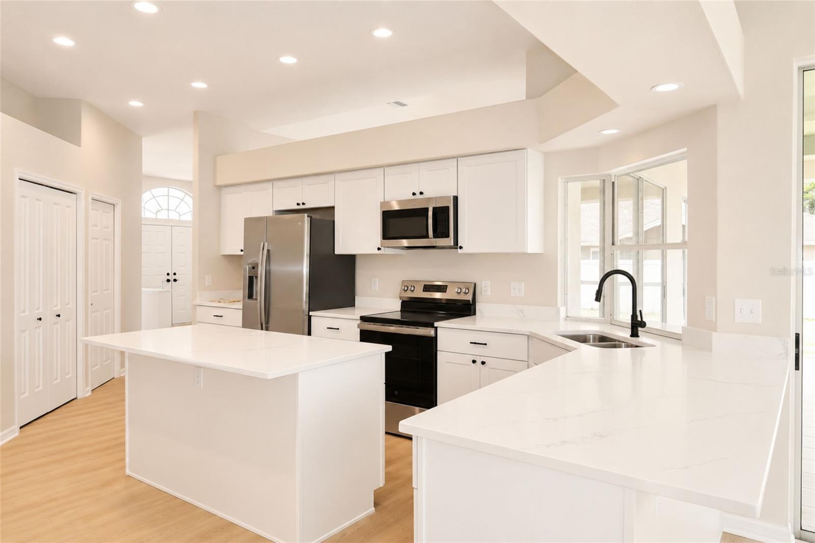 THE LAKES AT VAN DYKE FARMS - Residential