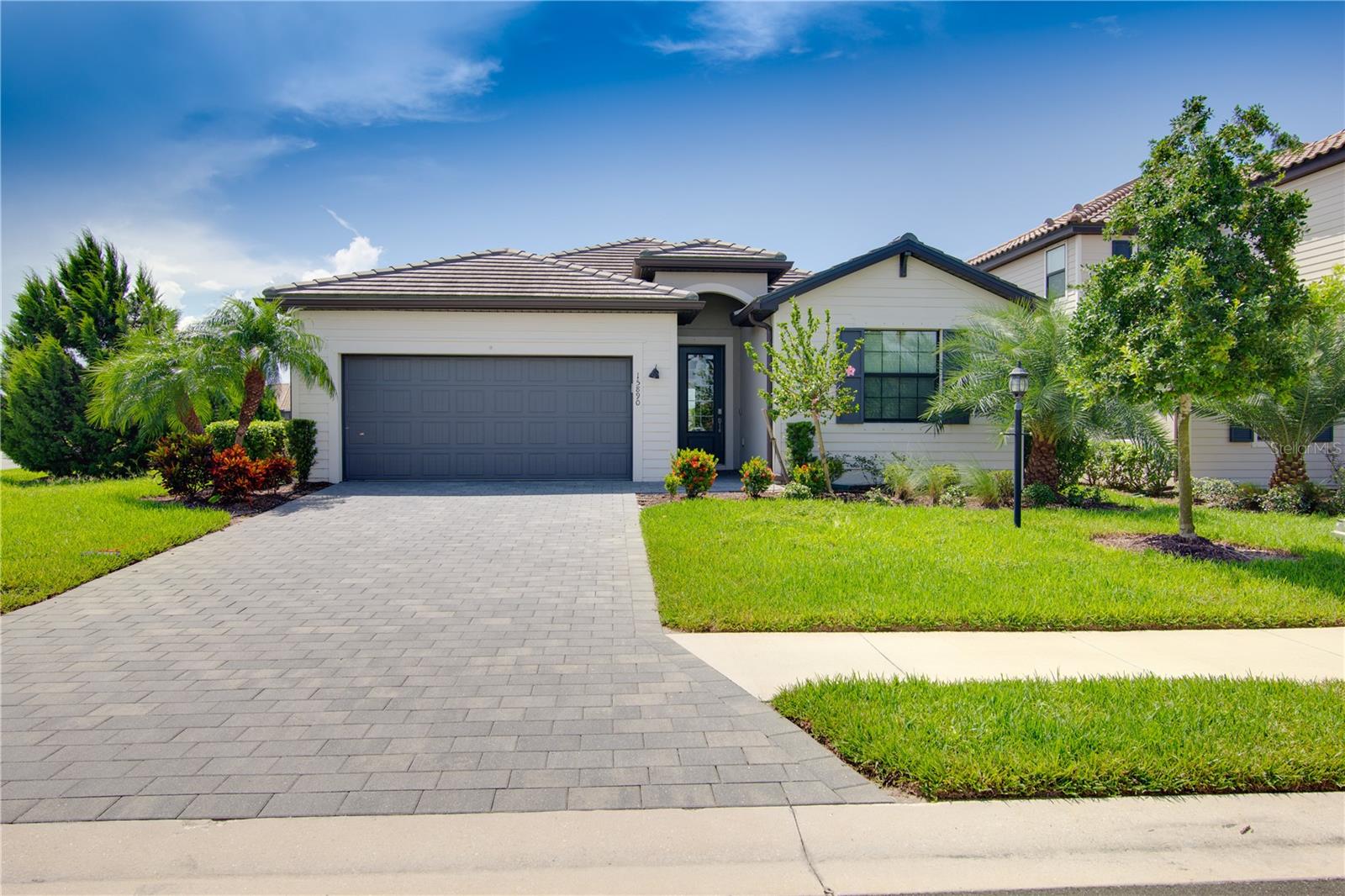 LORRAINE LAKES PH I - Residential Lease