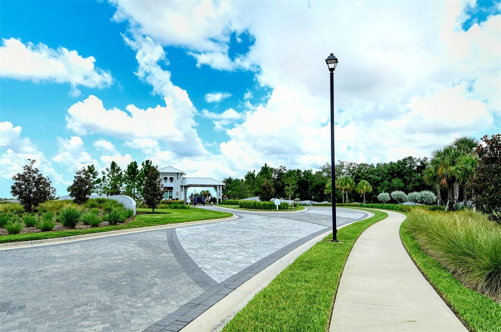 LORRAINE LAKES PH I - Residential Lease