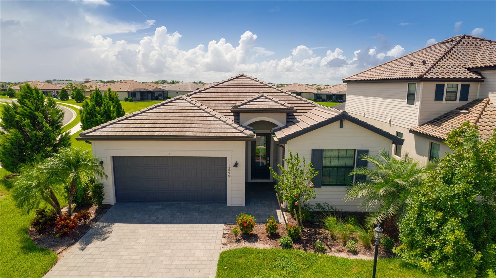 LORRAINE LAKES PH I - Residential Lease