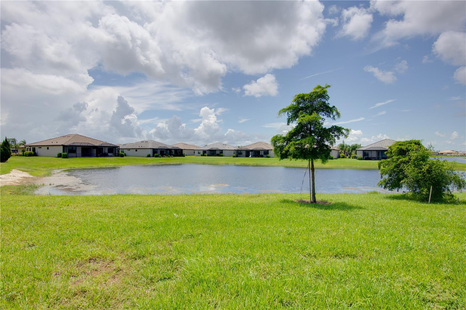LORRAINE LAKES PH I - Residential Lease
