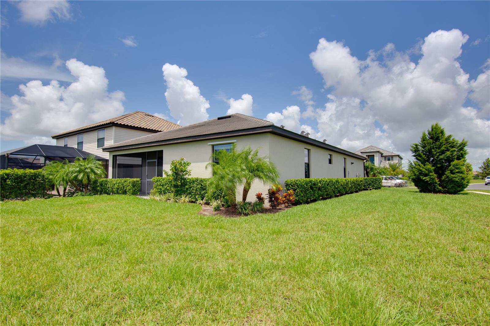 LORRAINE LAKES PH I - Residential Lease