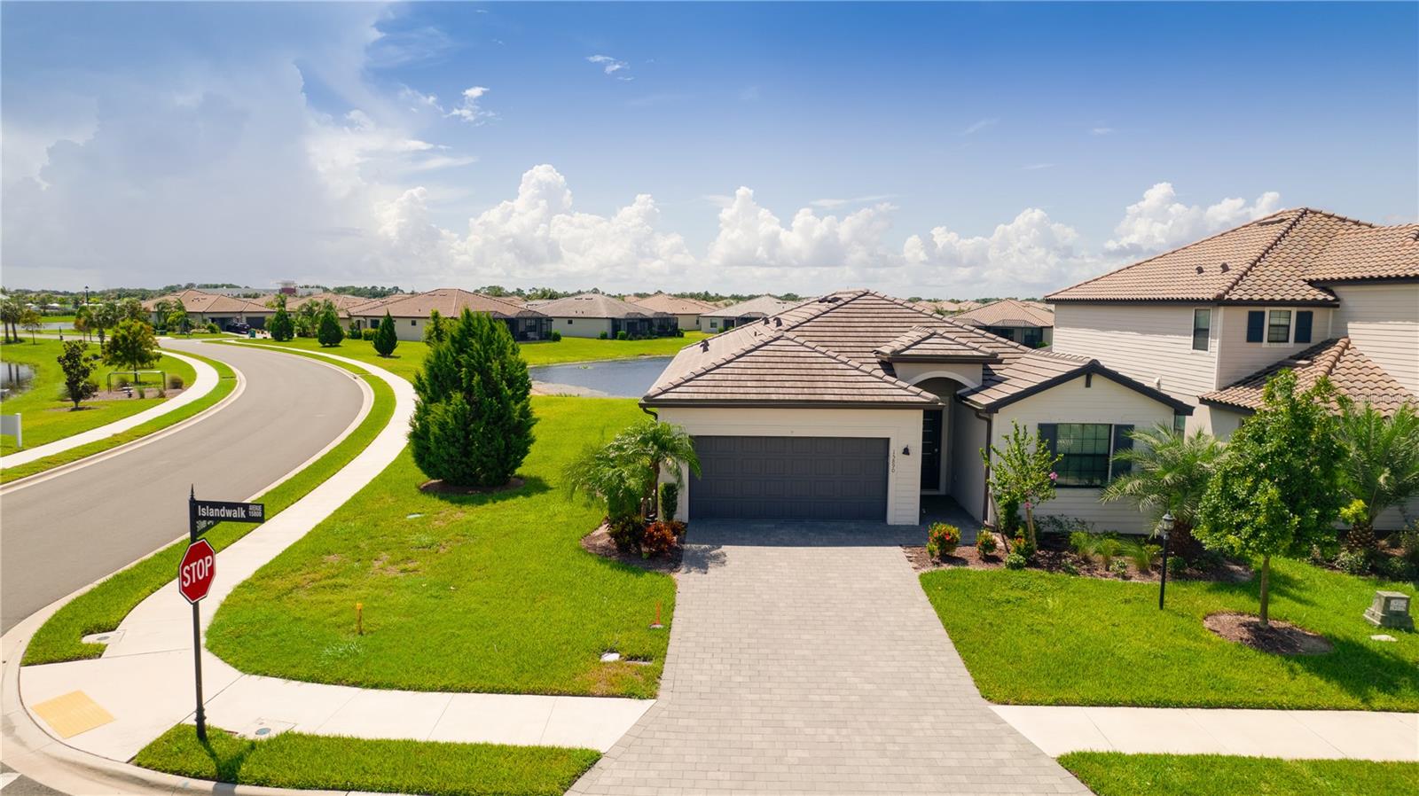 LORRAINE LAKES PH I - Residential Lease