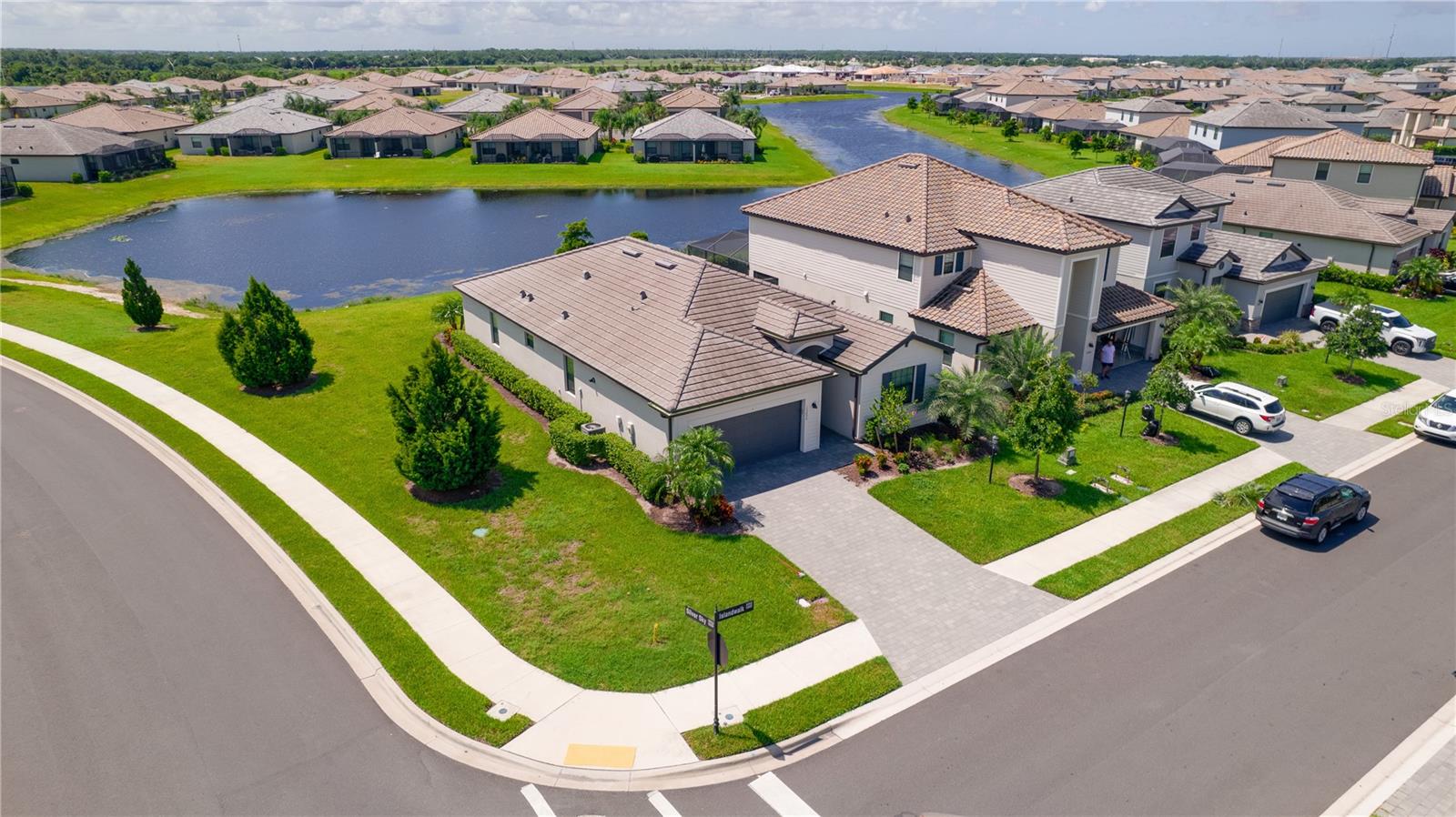 LORRAINE LAKES PH I - Residential Lease