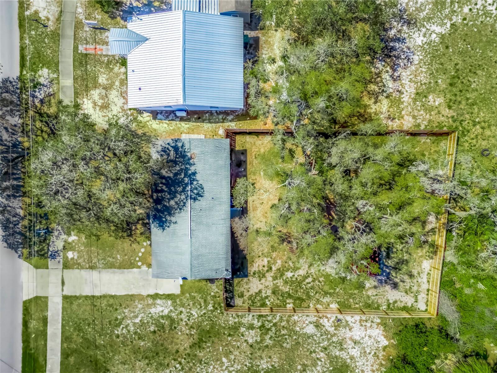 EUSTIS HOGANS SUB - Residential