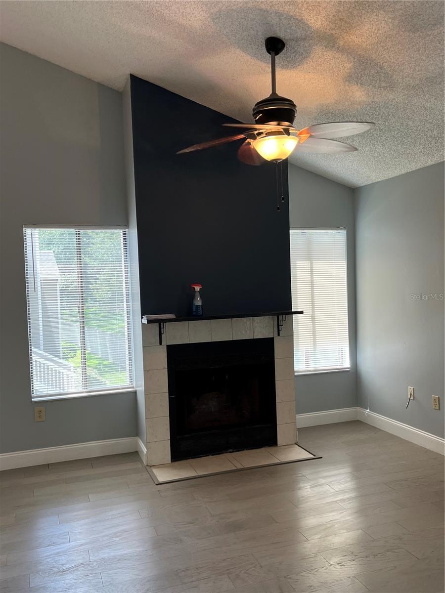 SUN RIDGE 3 A CONDO - Residential Lease