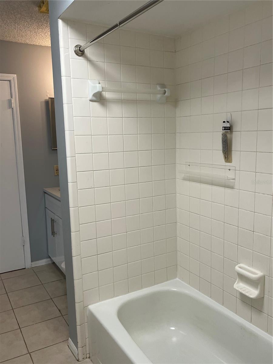 SUN RIDGE 3 A CONDO - Residential Lease
