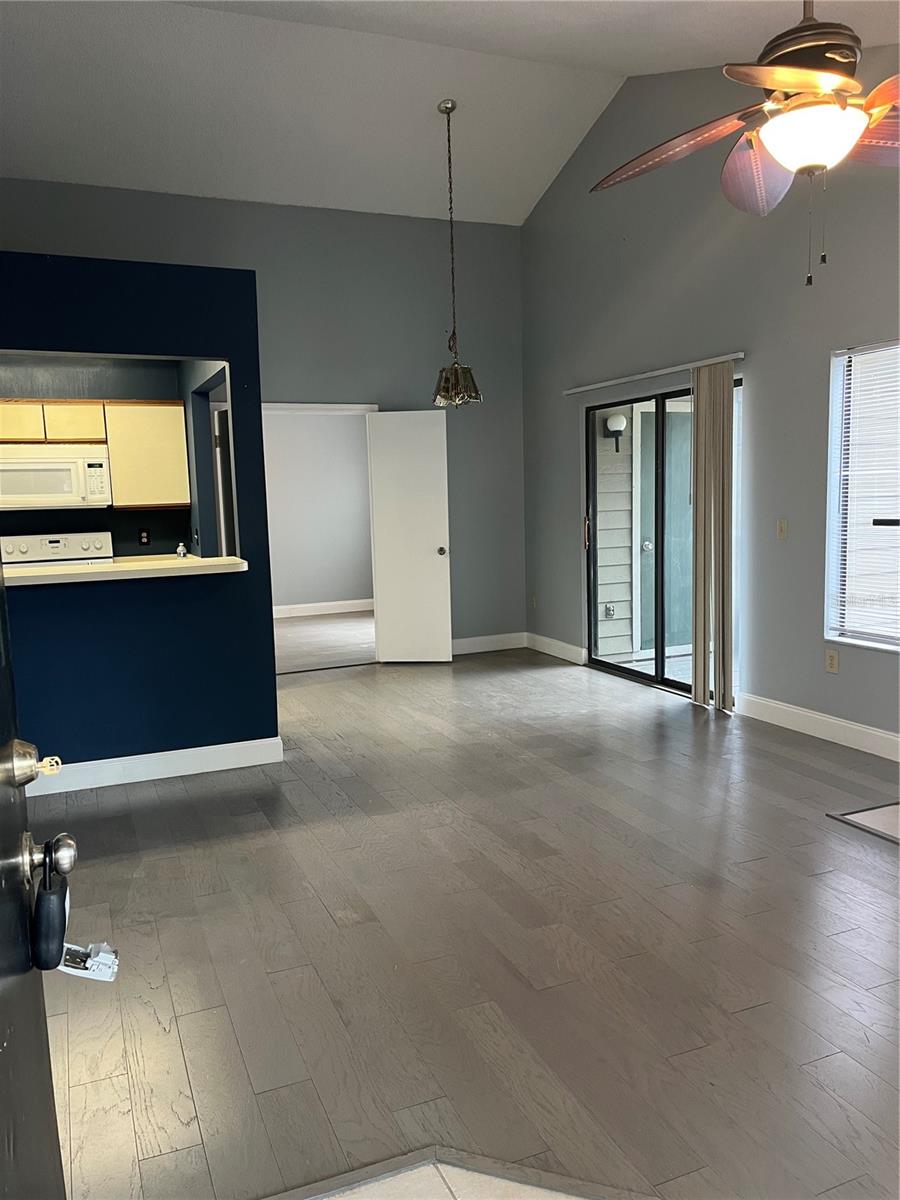 SUN RIDGE 3 A CONDO - Residential Lease