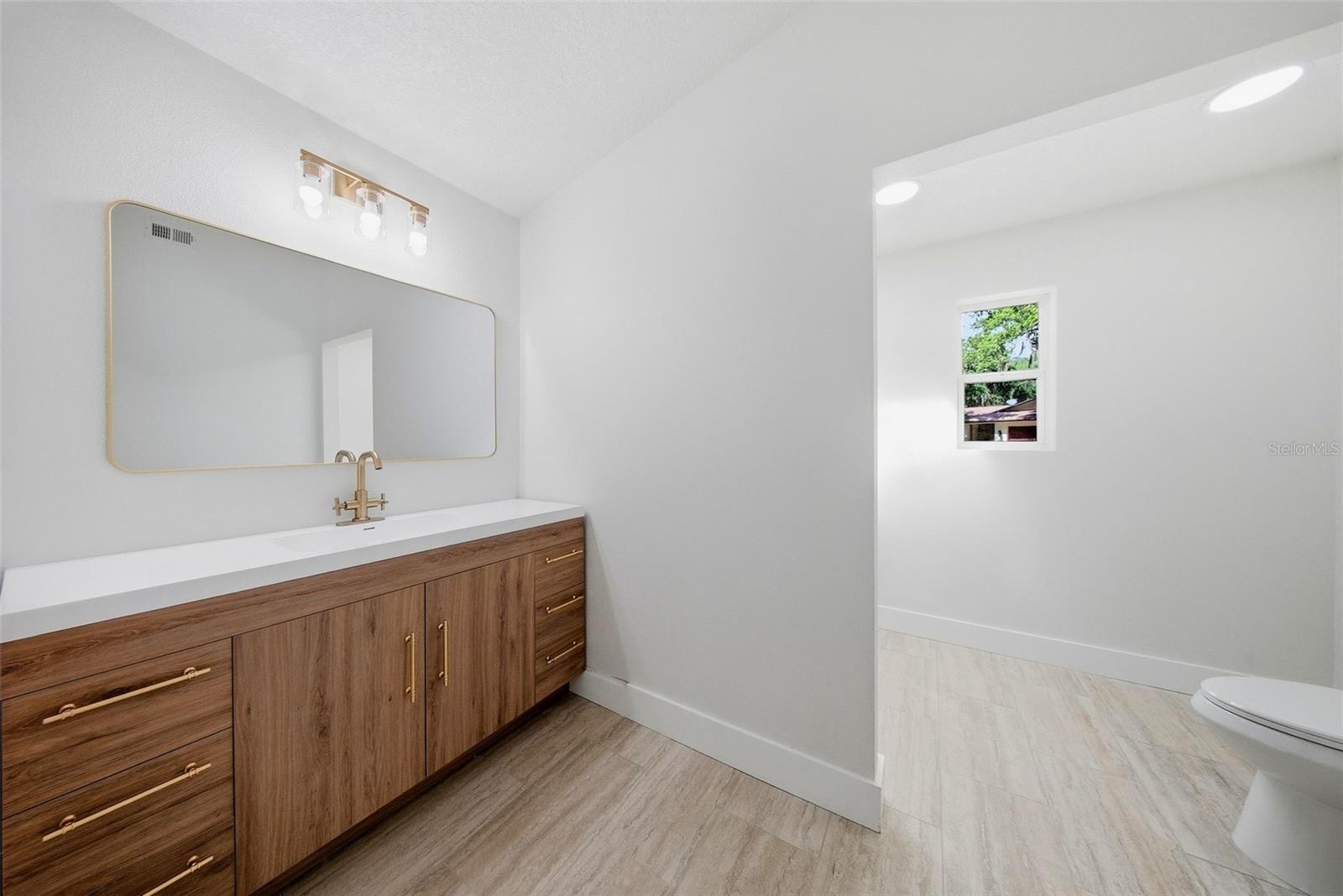 BUCKHORN SPGS MANOR - Residential