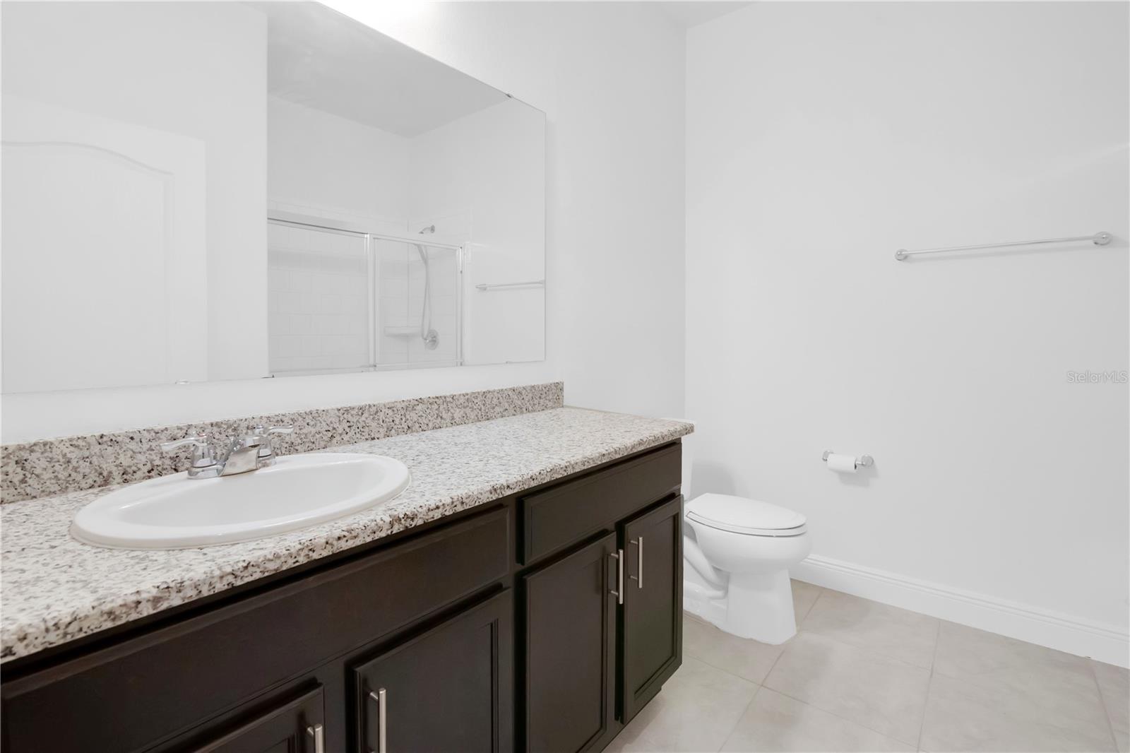 CREEKSTONE - Residential