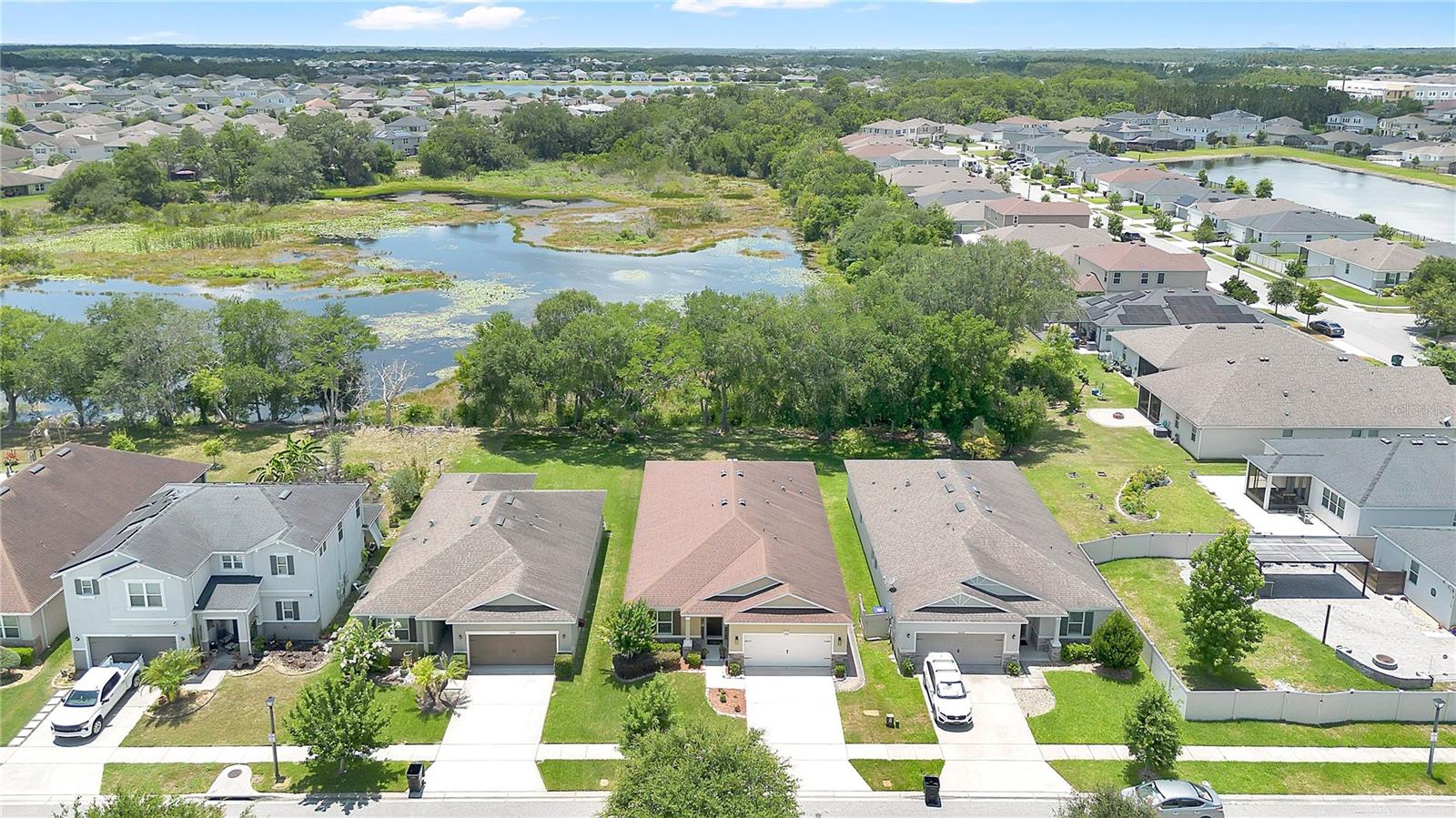 CREEKSTONE - Residential
