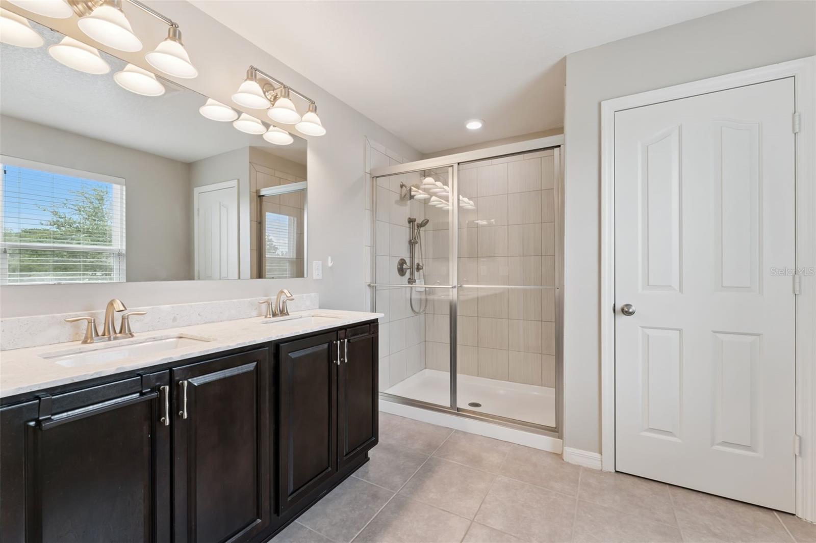SILVERLEAF - Residential