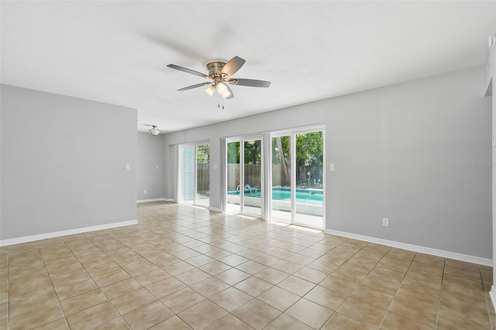 SHORE ACRES OVERLOOK SEC - Residential