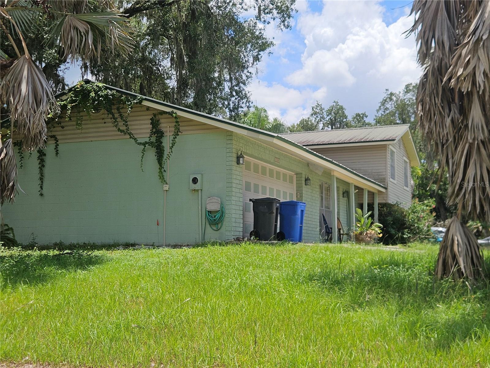 BRANDON LAKES - Residential