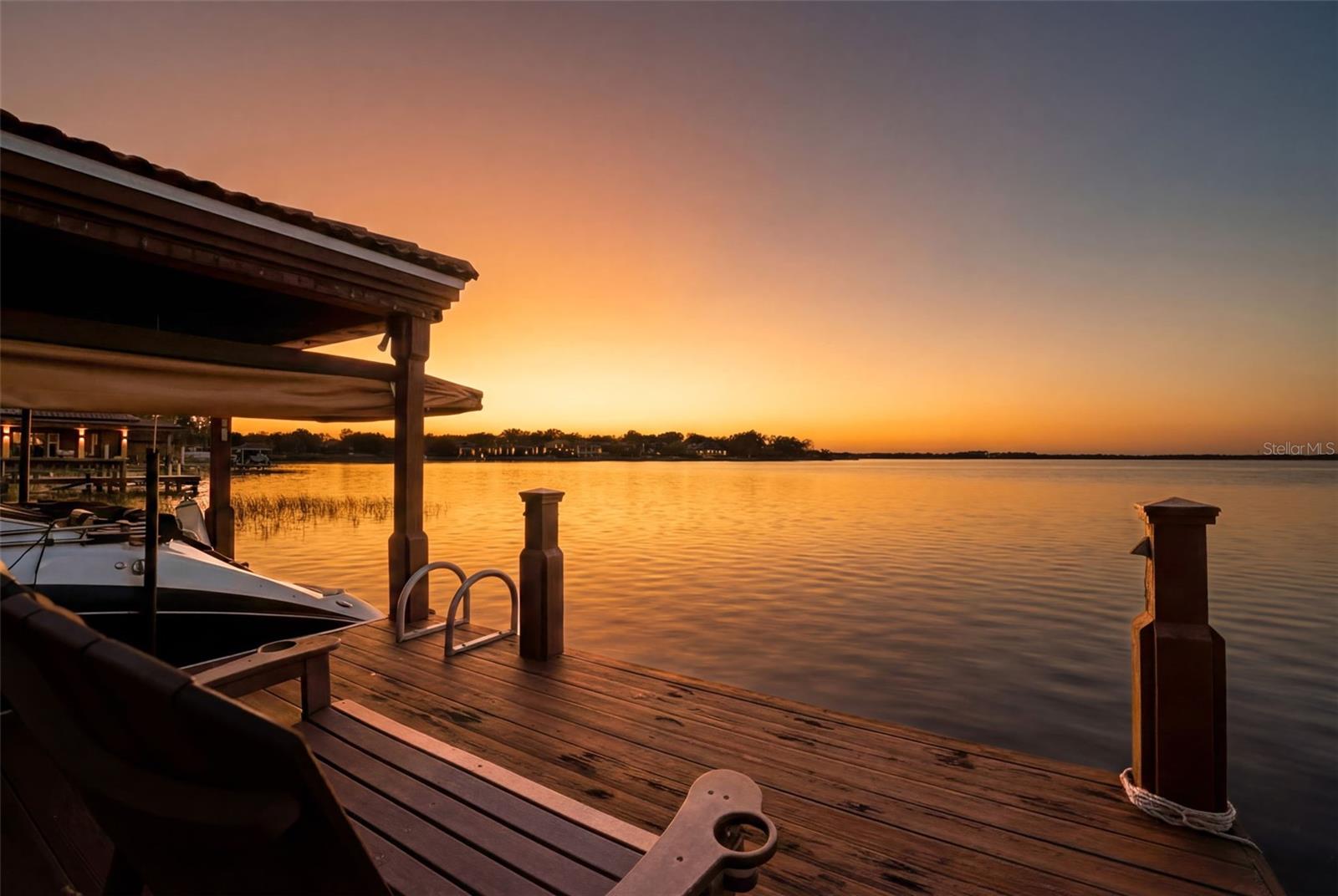 SUNSET BAY - Residential