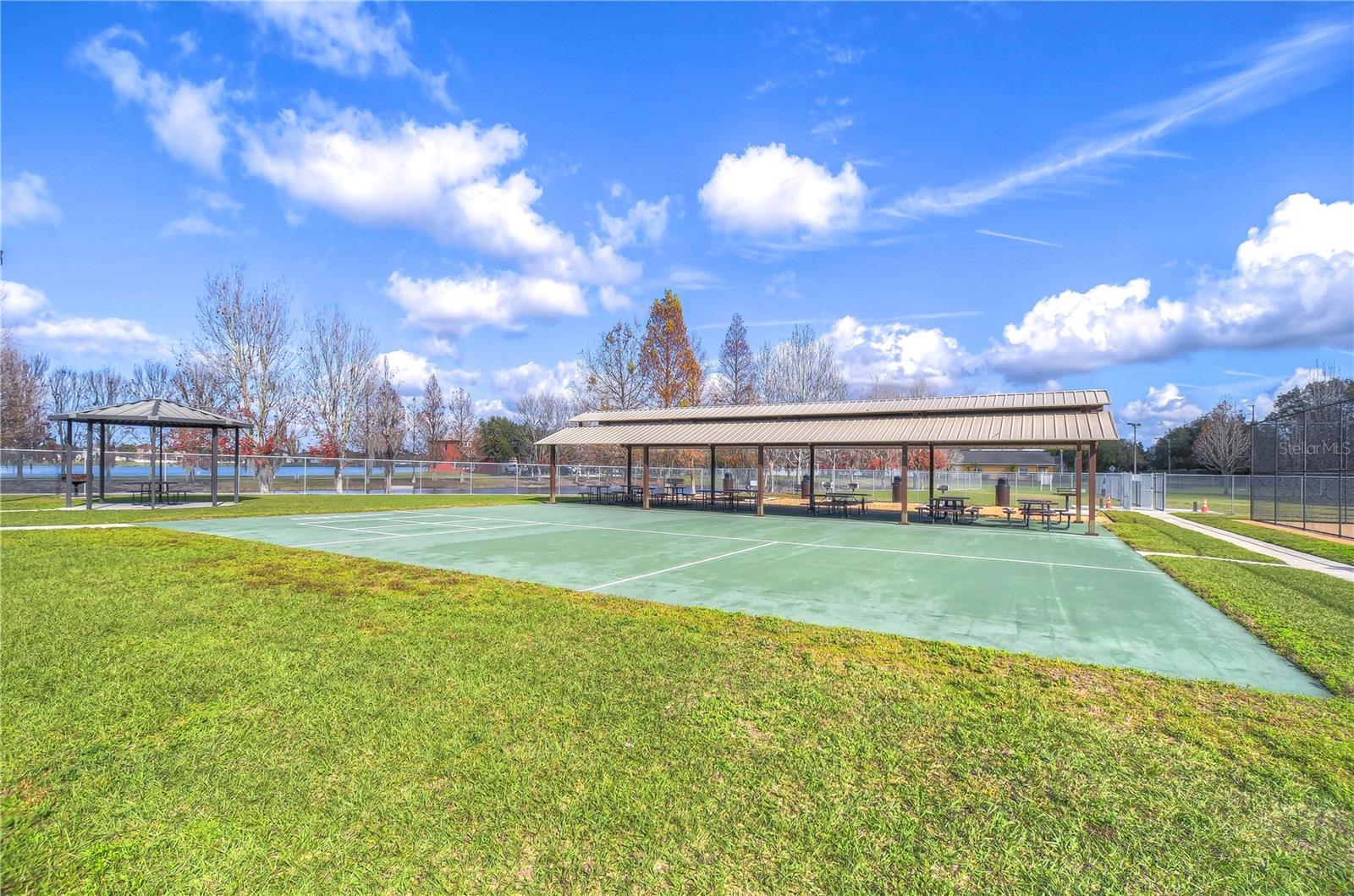 BRIDGEWATER PH 03 - Residential Lease
