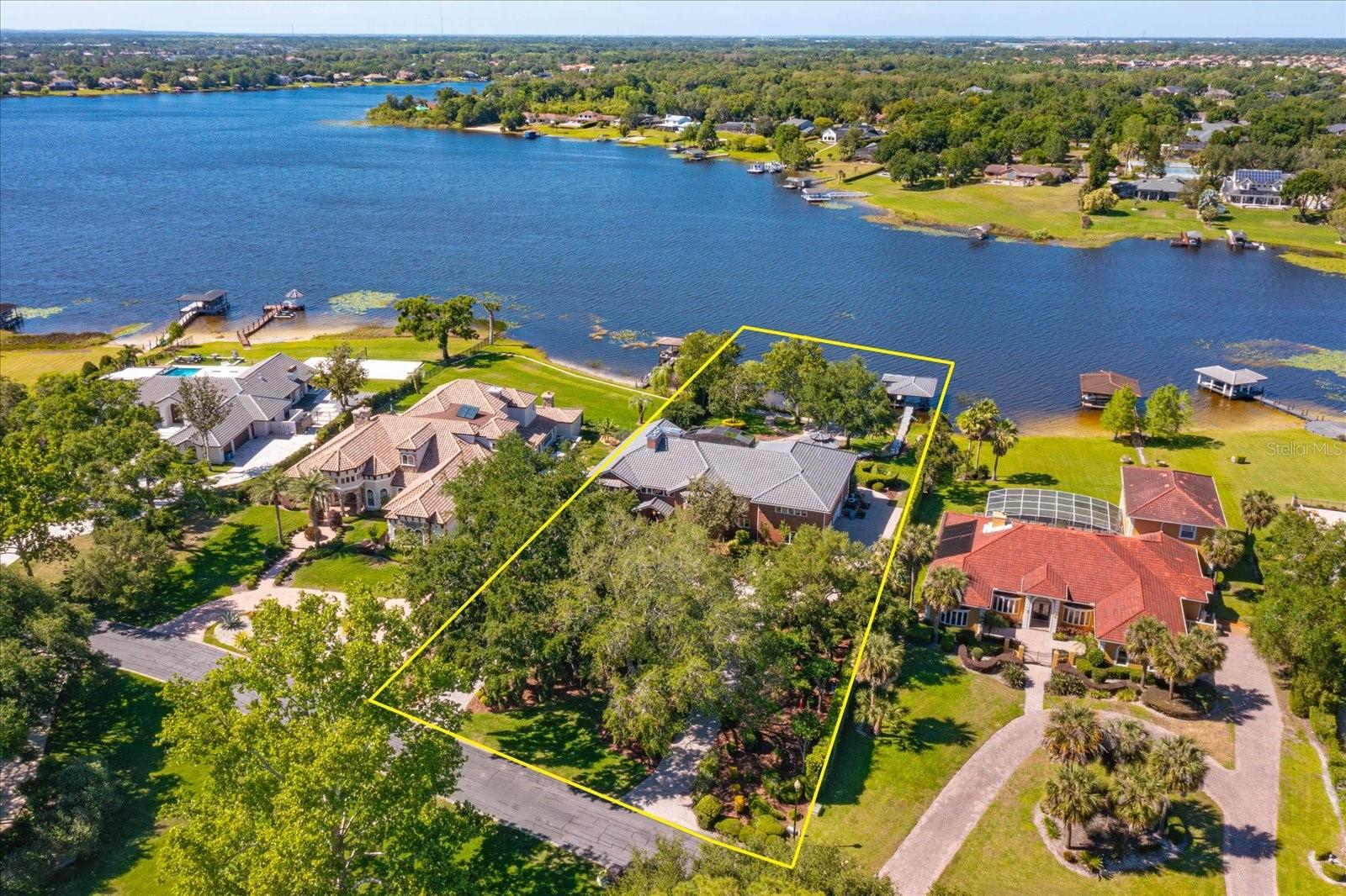 LAKE CRESENT RESERVE - Residential