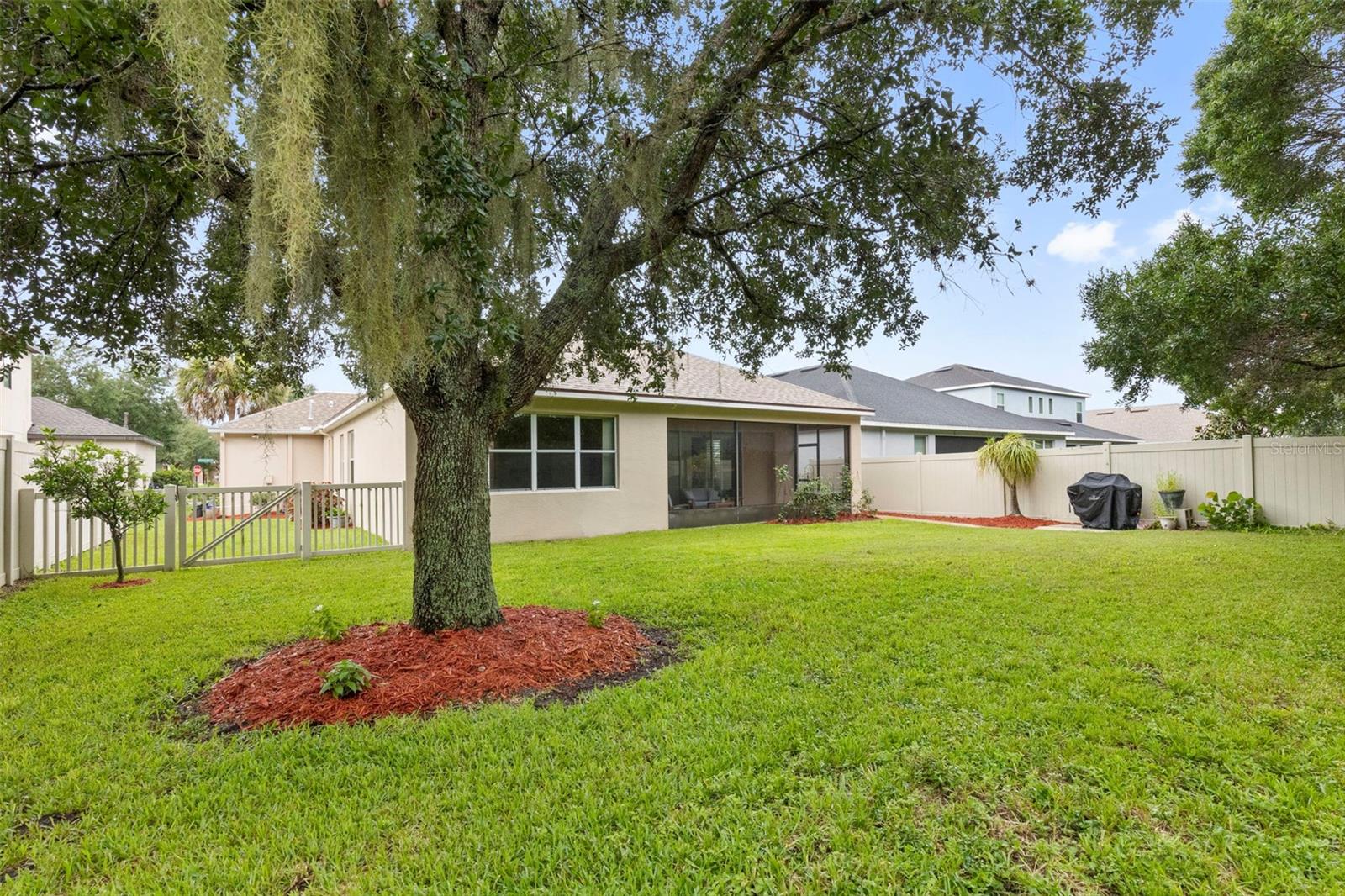 CHANNING PARK - Residential