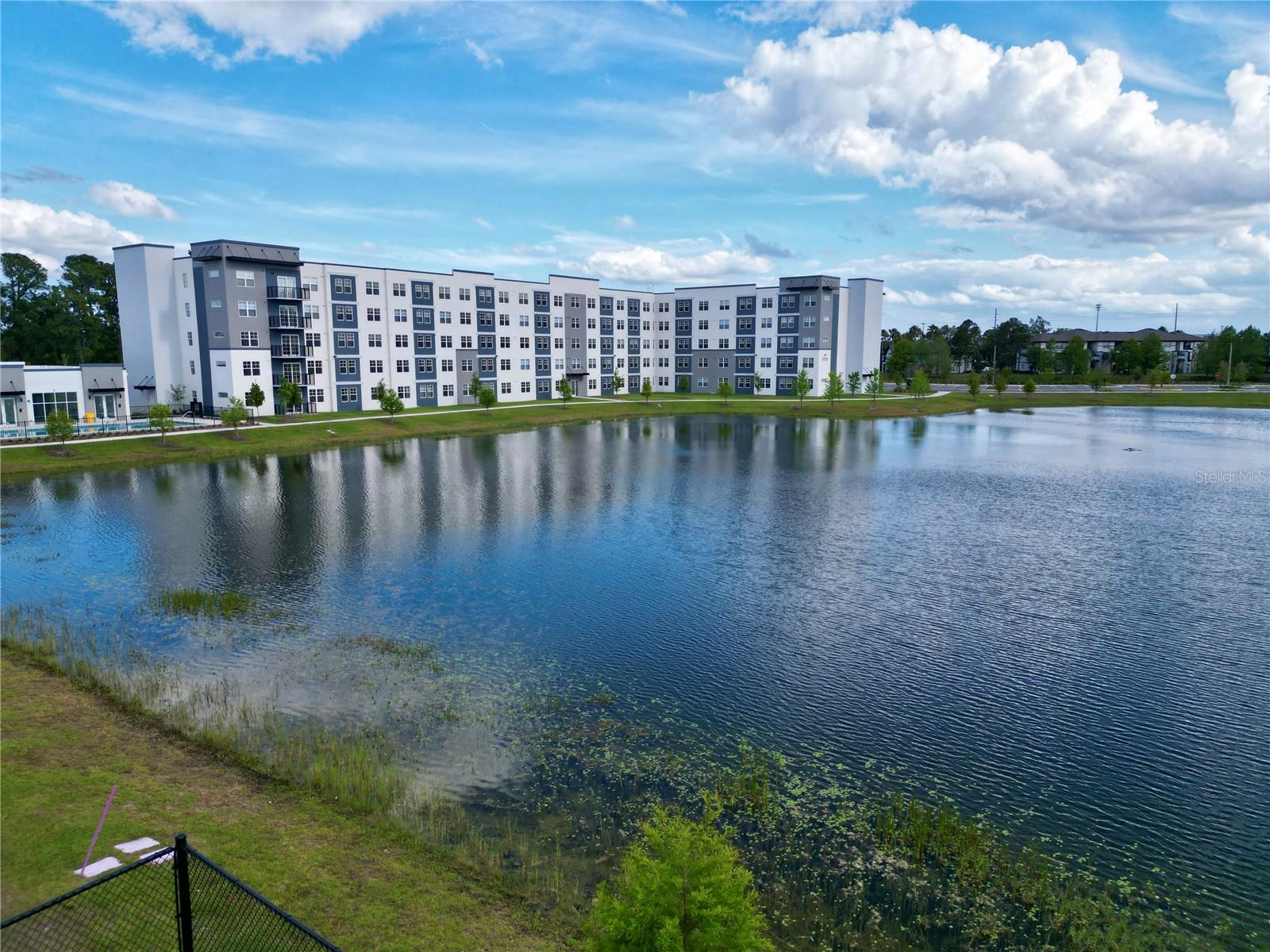 MILLENIA PARK - Residential Lease