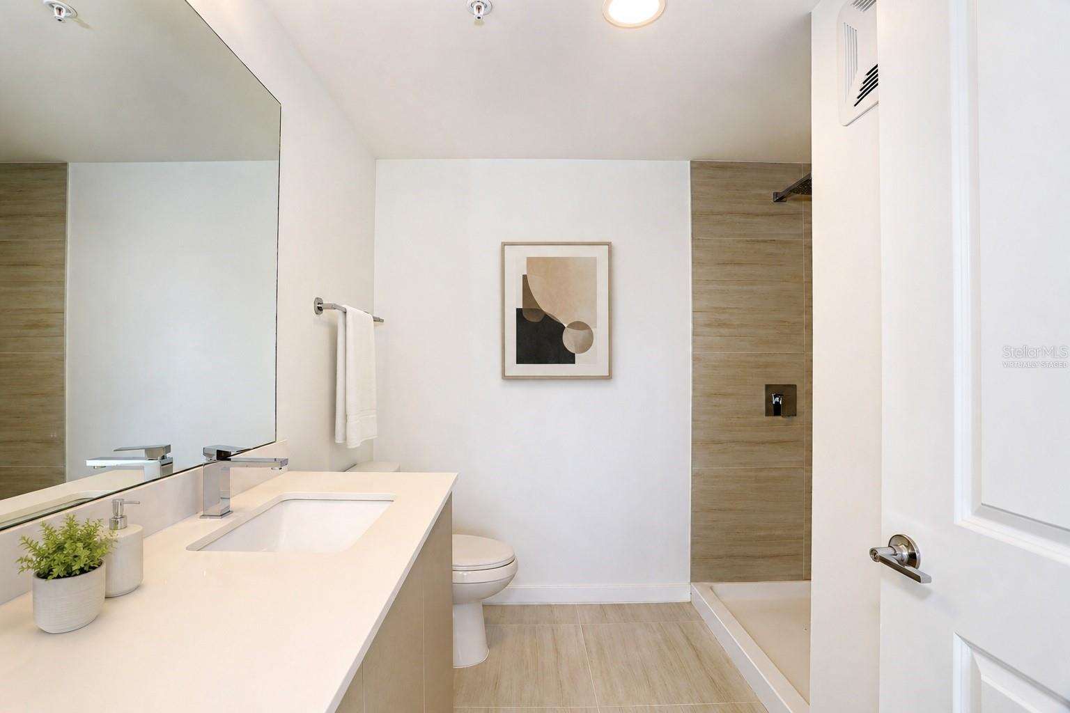 MILLENIA PARK - Residential Lease