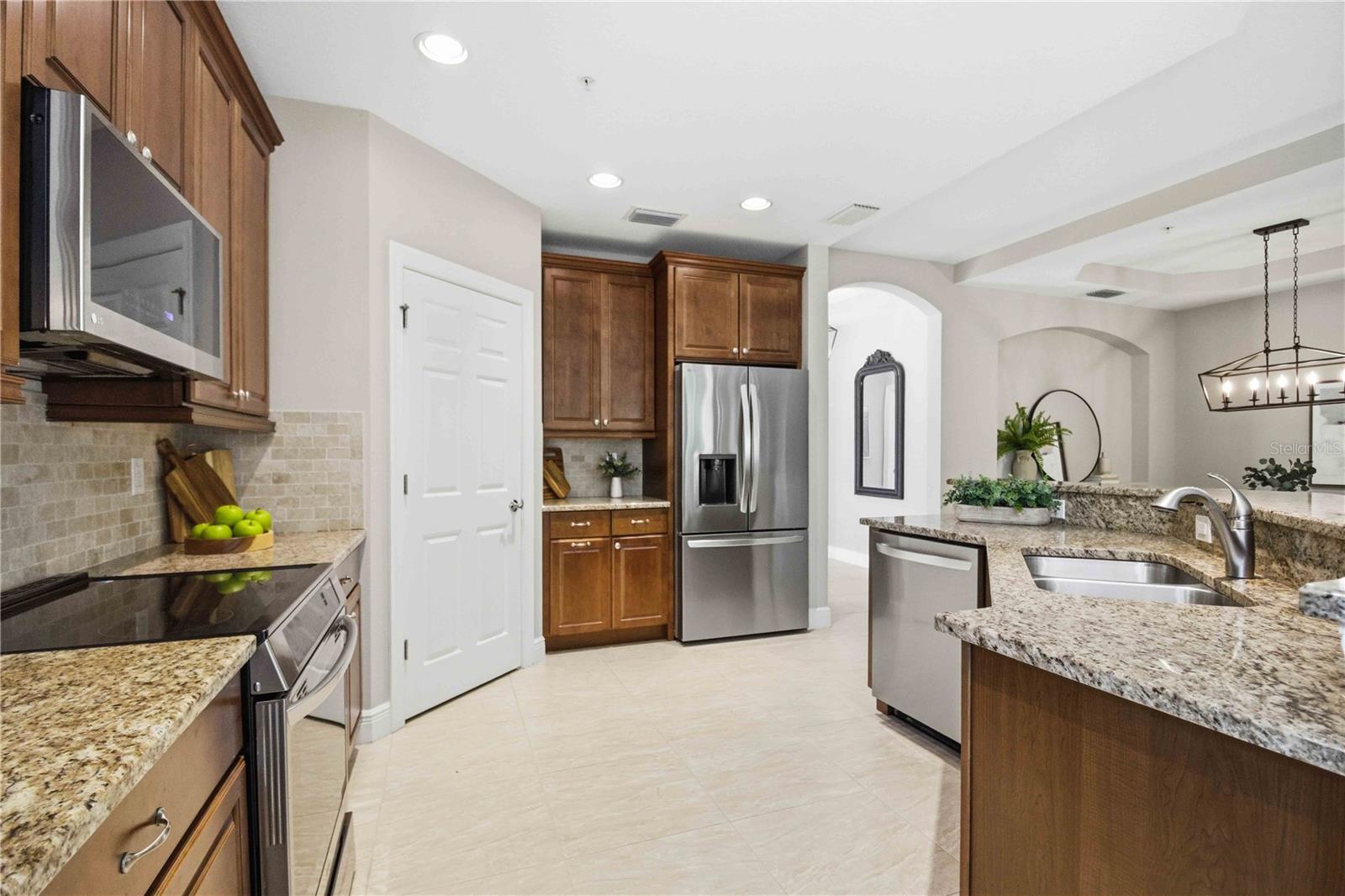 CAPPELLO II AT VENETIAN GOLF & - Residential
