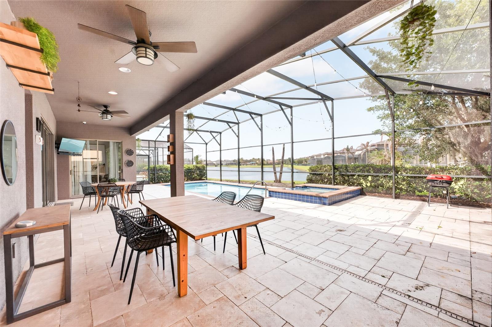 ROYAL LEGACY ESTATES - Residential
