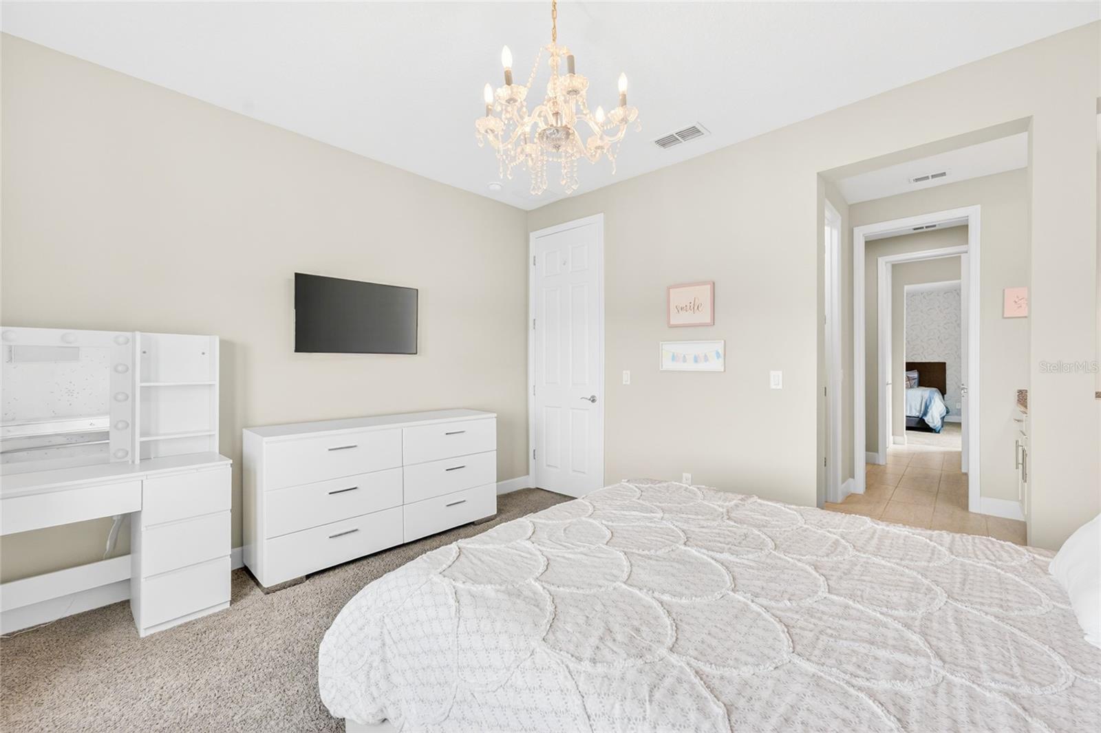 ROYAL LEGACY ESTATES - Residential