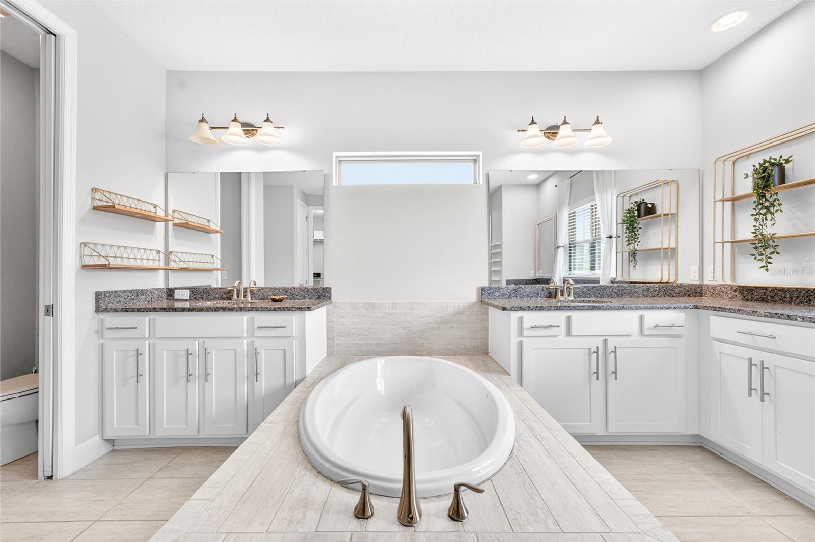 ROYAL LEGACY ESTATES - Residential