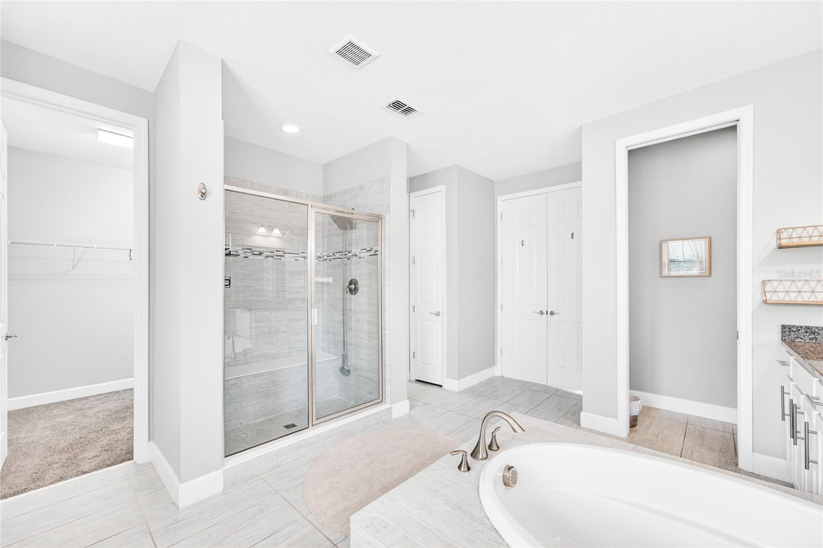 ROYAL LEGACY ESTATES - Residential