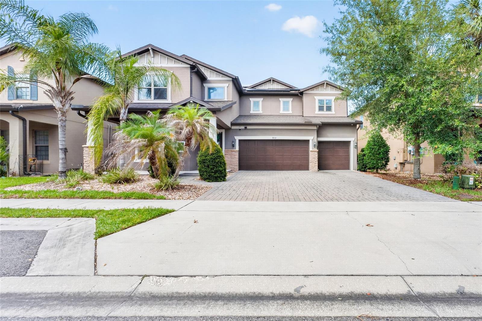 ROYAL LEGACY ESTATES - Residential