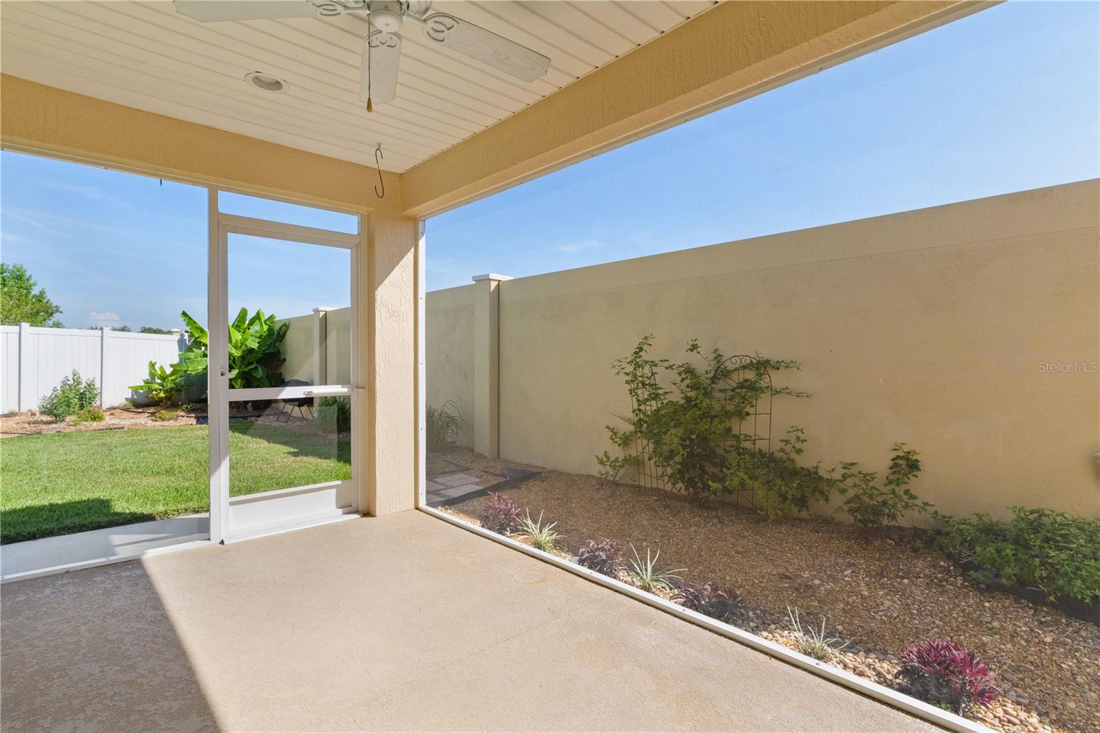 VILLAGES/SOUTHERN OAKS UN #116 - Residential