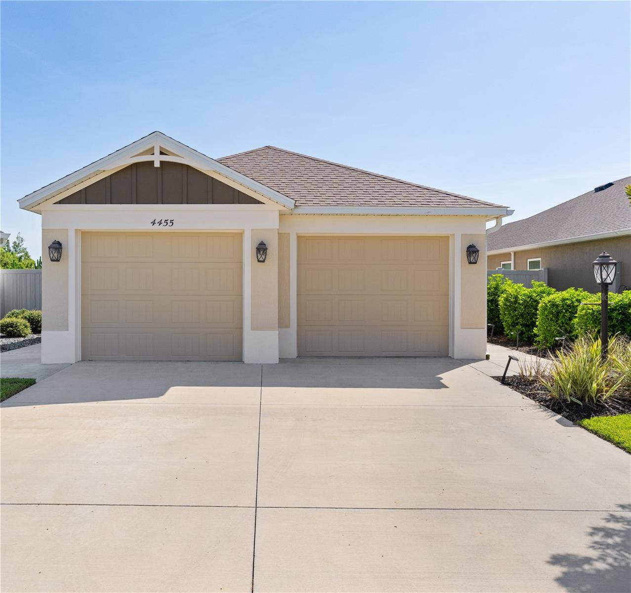 VILLAGES/SOUTHERN OAKS UN #116 - Residential