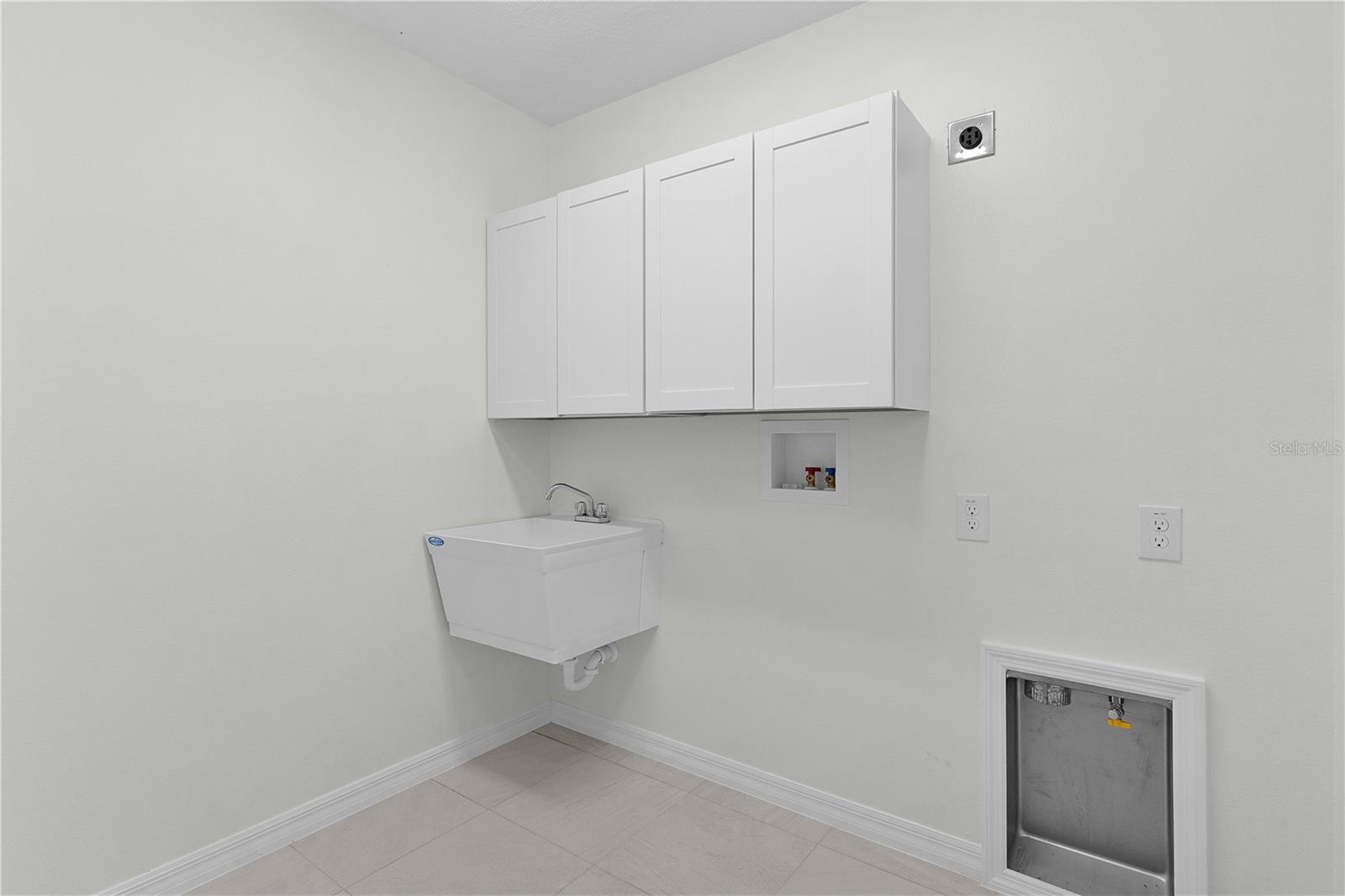 VILLAGES/SOUTHERN OAKS UN #116 - Residential