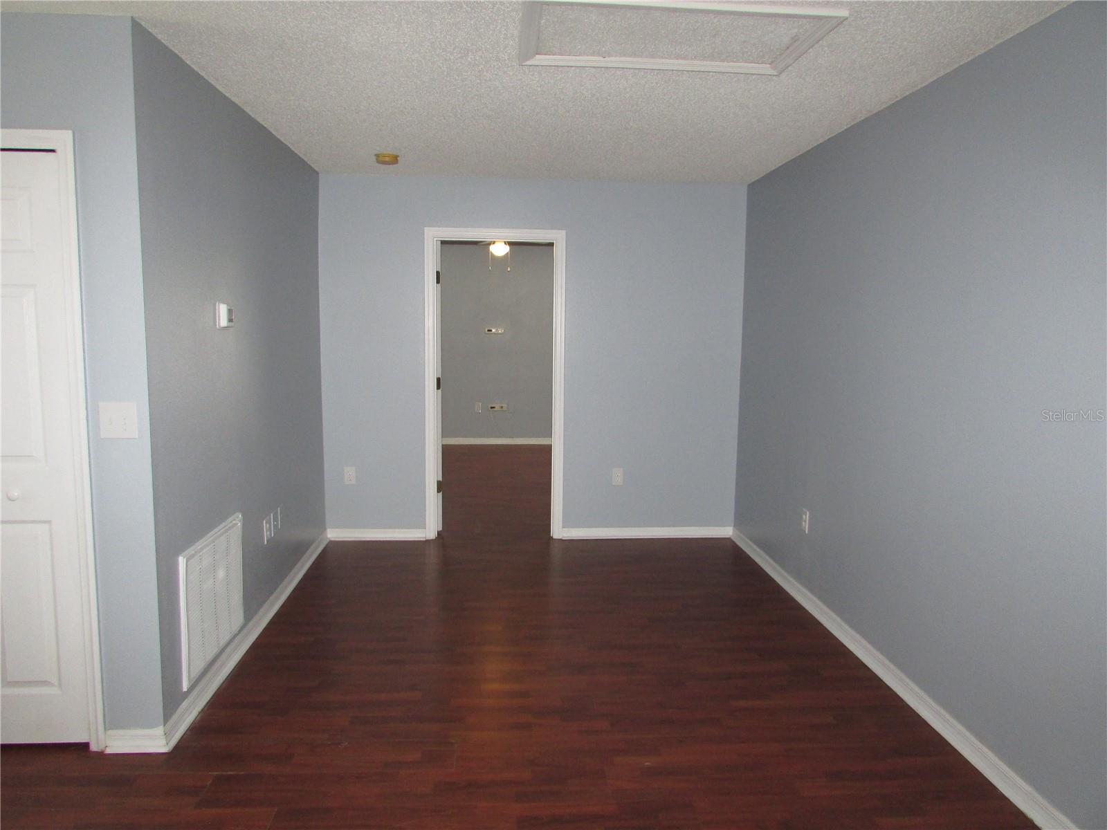 EDGEWATER PLACE - Residential Lease