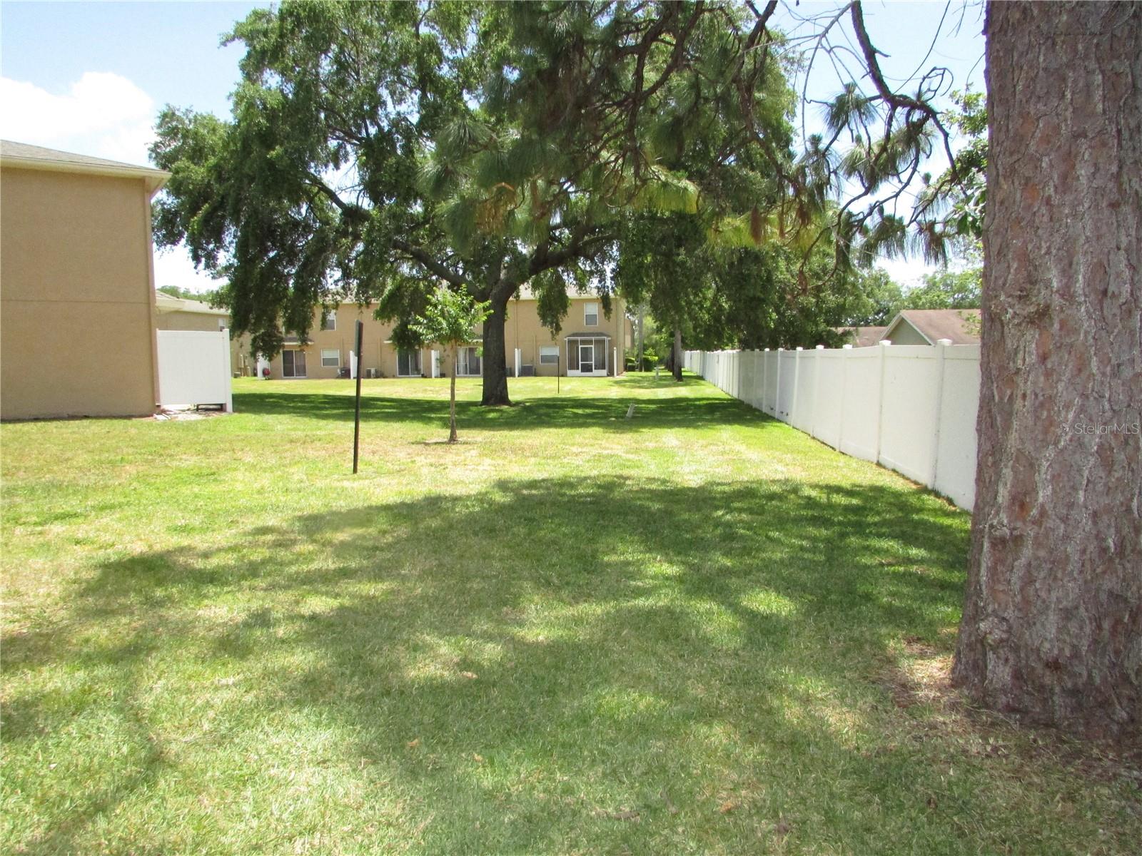 EDGEWATER PLACE - Residential Lease