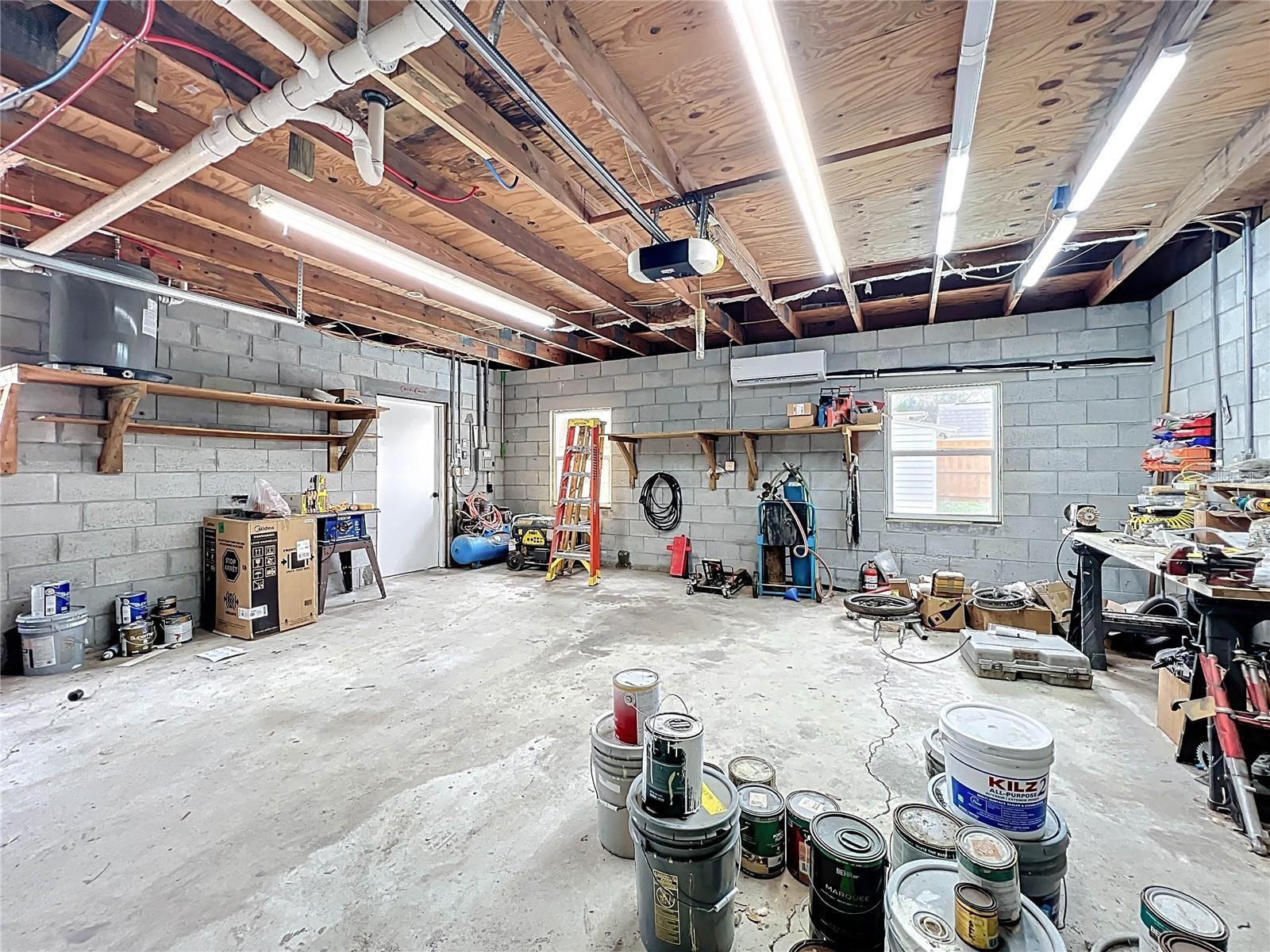 ROCKLEDGE HOMES - Residential