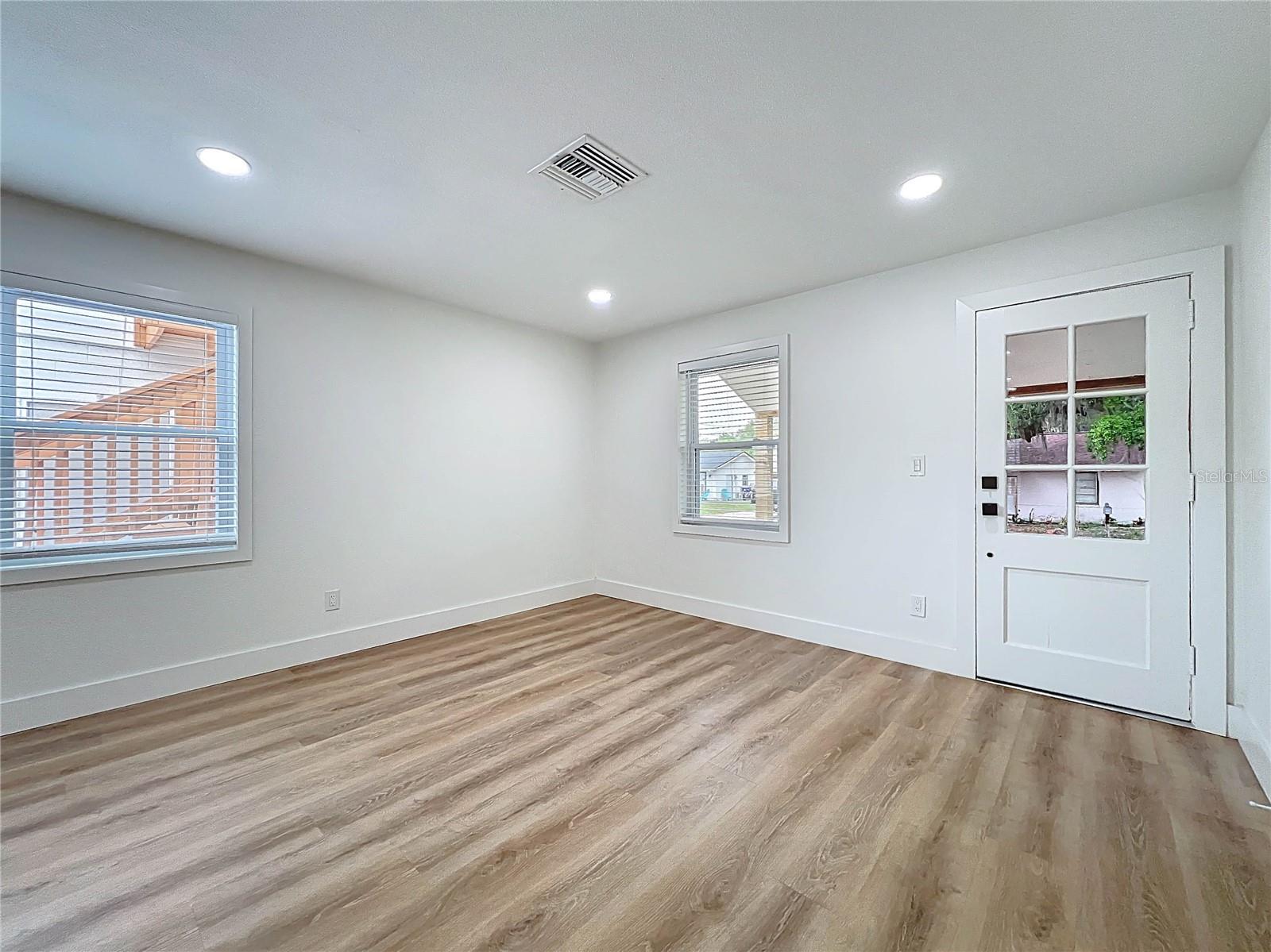 ROCKLEDGE HOMES - Residential
